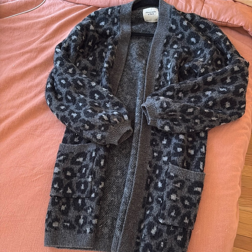 Abercrombie and Fitch cheetah print long cardigan size M, worn a few times